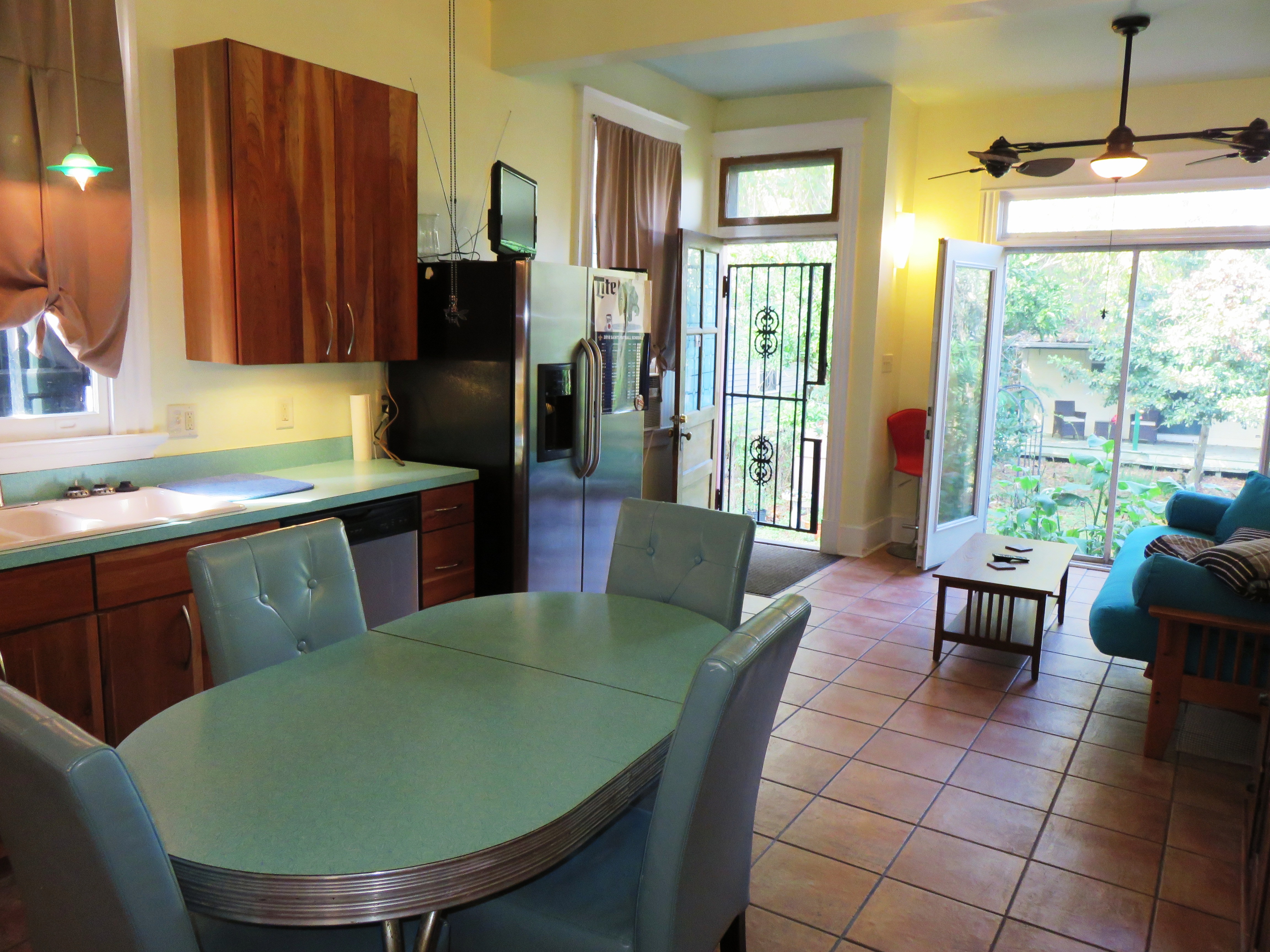 Streetcar flat kitchen